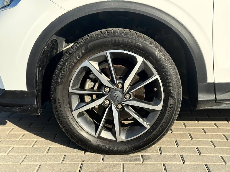 🚘 В продаже geely coolray

Год выпуска: 2022
Пробег на табло: 89 000 км
Птс: электронный
Двигатель: 1.5 бензин
Трансмиссия: amt

Vin: y4k8622z1pb900643
Цена: 1 160 000
Новая цена: 1 130 000 руб.

📞 + 7 (938) 130-35-61

Г. Ростов-на-дону, тц «сиверс», пр. Сиверса, 23 – как нас найти 📍

Способы оплаты:
— Наличные;
— Кредит (20 банков);
— Безнал без ндс;
— Обмен на ваш авто.

Больше подробностей об авто и способах оплаты узнавайте у менеджера 📲 @autozaorndbot
___________

Подбор авто – @auto_zao_bot 🤖
Все авто – https://autozao. Ru/ 🌐
Мы в max. Ru/auto_zao_rnd 💬

🗺️ Присоединяйтесь к авто зао :

— Москва
— Краснодар - фотография - 10