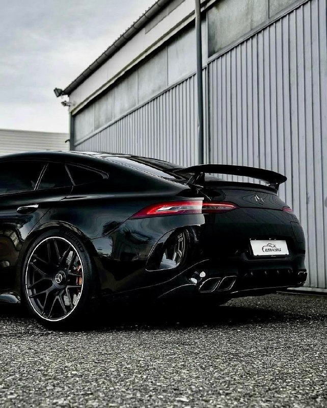 Mercedes AMG GT63 7