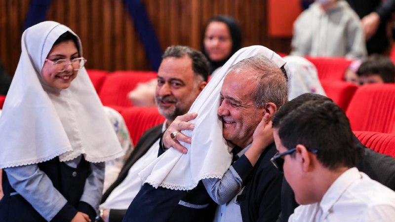 Another photo of the National Children's Day ceremony in the presence of the President