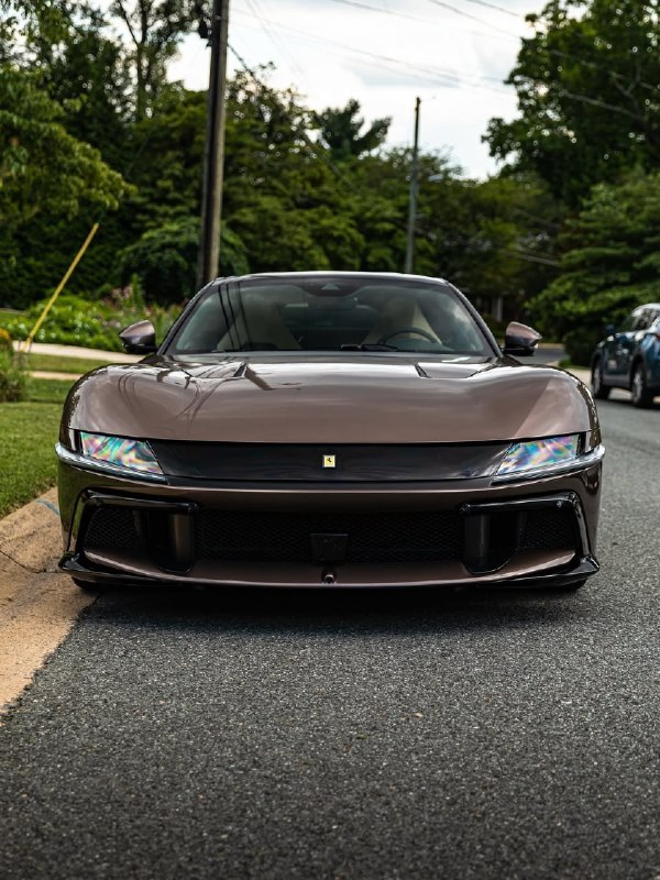 Ferrari 12Cilindri 2