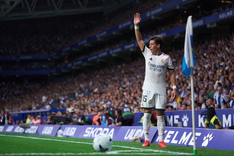 رئال مادرید | Real Madrid: 📊🟢 آردا گولر مقابل اسپانیول ⤵️:• ۱ پاس گل• ۷ پاس کلیدی• ۵ سانتر• ۹۳٪ دقت پاس• ۴/۴ پاس بلند کامل• ۳ بازپسگیری توپ• ۵ تکل