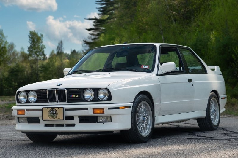 🚗💨 БМВ M3 1988 года – 29 лет владельца, 99 т. к. пробегаВ этом юбилейном экзем