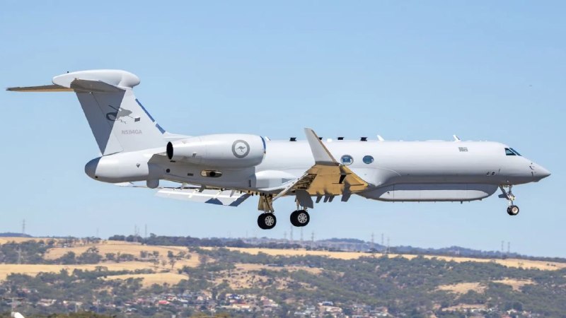 🇮🇷وقایع الاتفاقیه نظامی🇮🇷: هواپیمای جنگ الکترونیک MC-55A Peregrine متعلق به استرالیا، اولین استقرار بینالمللی خود را در دریای چین جنوبی آغاز کرد.ه