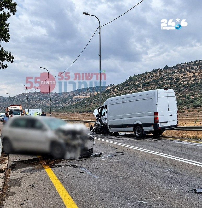 🇮🇱 עדכון לכביש 60: מזירת התאונה הקשה בין רכב ישראלי לפלסטיני, ליד הכפר לובאן, פונתה נהגת במצב קשה. הכביש…