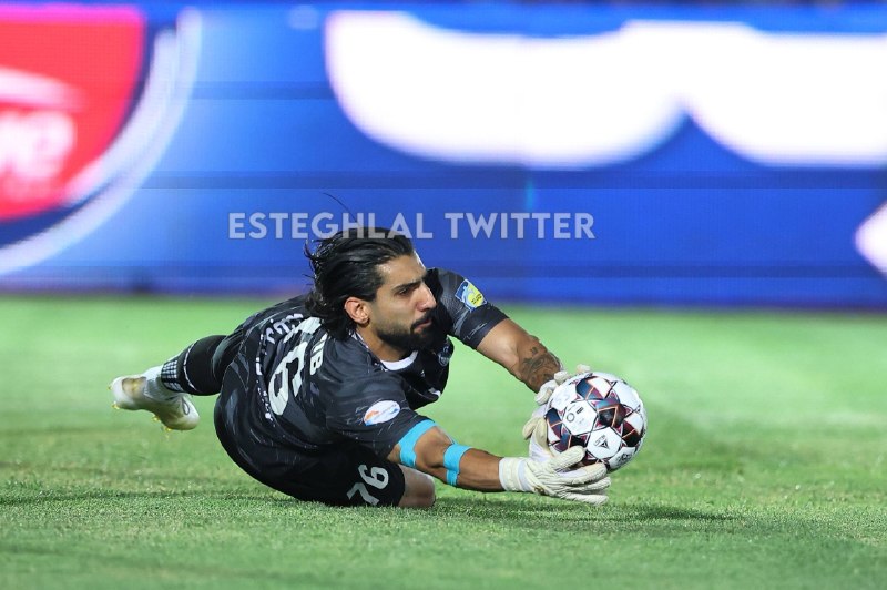 Esteghlal Twitter: 💙3 بازی 3 کلینشیت و بدون کوچکترین اشتباه، این شما و این هم گلر بیحاشیه و مطمعن استقلال.💙@Esteghlaal_twitter💙