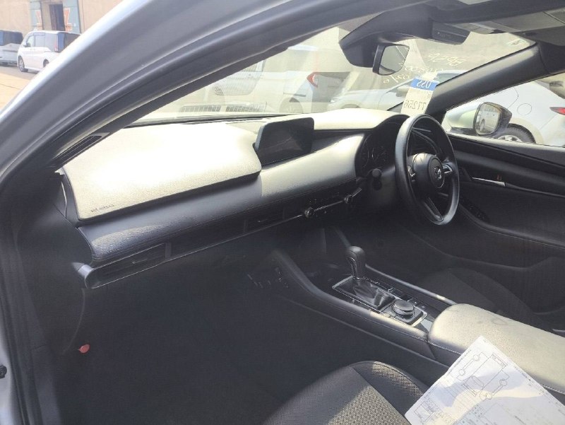 Mazda 3 2023 фото 6