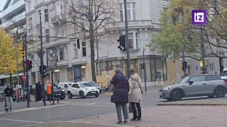 בטיפאני מרביץ דיקט: כך מתכננים בעלי בוטיקי יוקרה להגן על העסק שלהם בברלין מפני פוגרומים אפשריים, אמרה כתבת…