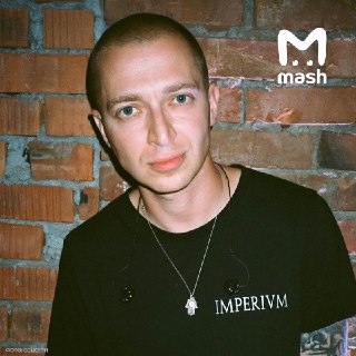 Слухи об онкологии Оксимирона оказались фейком. Команда иноагента намеренно не опровергала вбросы о раке, чтобы скрыть реальную причину отмены тура, — репутационные риски на фоне многочисленных обвинений в педофилии. 41-летний поэт всё это время был здоров