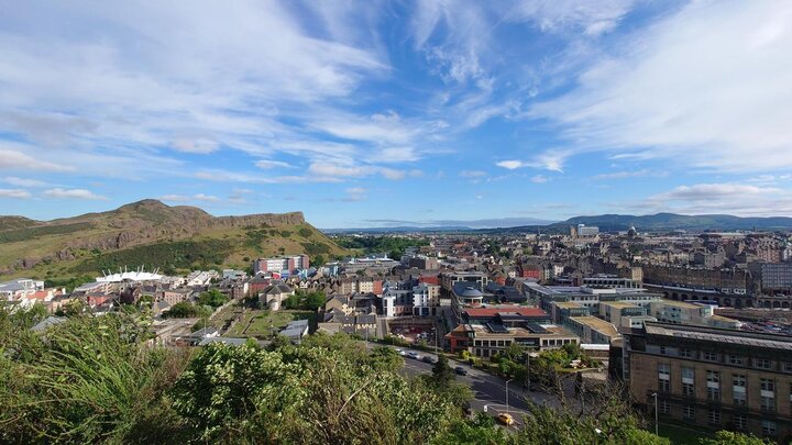 我在英國席地而坐