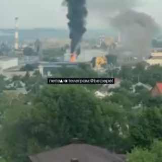 В Белгороде атакованы две электроподстанции, в разных частях города поднимаются столбы дыма, сообщает «Пепел».По словам врио губернатора, в результате ракетной атаки на Белгород и Белгородский округ повреждения получили объекты энергетической инфраструктур
