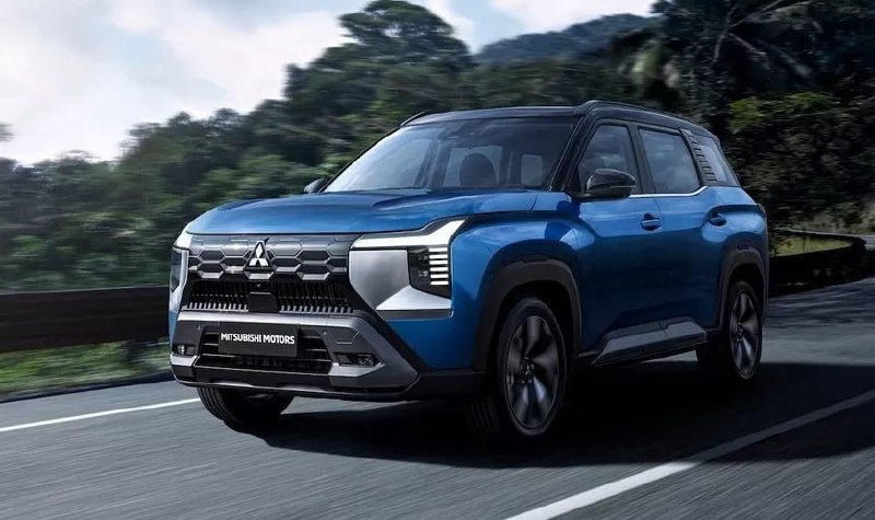 Mitsubishi Destinator вышел на рынок Ближнего ВостокаТрёхрядный кроссовер Mitsub