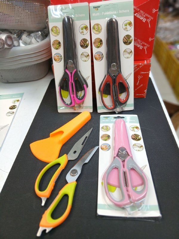 عمده فروشی بازار صالح آباد: 💎💎💎 قیچی مرغ دو تکه غلافدار 📦تعداد در کارتن :..ثبت سفارش 👇@bakhshi_homeeشماره تماس :👇📞مهدی بخشی ۰۹۱۲۸۵۸۴۴۳۸📞ابراهیم بخشی