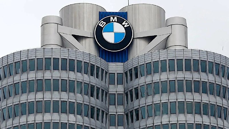BMW отзывает более 500 тысяч машин по всему миру и...