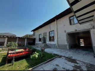 House with plot for sale, 9.5 sotok, 3 floors