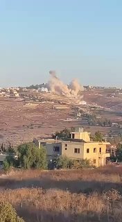 🚨 Bombing again in the town of Mays al-Jabal