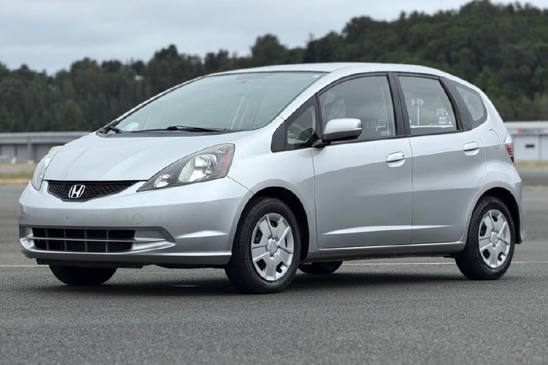 🚗💨 Коротко и по делуСегодня в обьявлении представлена 2012‑г. Honda Fit с проб