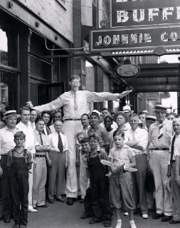 Robert Wadlow, the tallest man in history, in his hometown of Alton, Illinois, in 1939.Time Machine | Historical Photo
