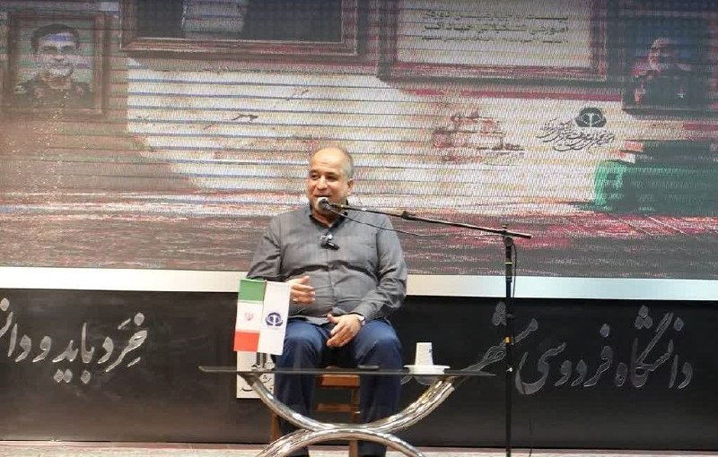 خبرنامه دانشجویان ایران: ♨️ علی خضریان در دوره آموزشی-تشکیلاتی جهاداکبر؛🔸 دوگانهسازی غلط «جنگ-صلح» با هدف انفعالسازی افکار عمومی طراحی شده است🔻