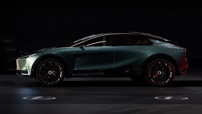 Lexus представил стильный купе-кроссовер LS Coupe 2