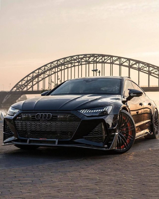 2021 Audi RS7-R Sportback (C8) (1 из 125) 2