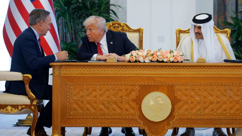 Boeing strikes 'largest-ever' 787 jet deal with Qatar Airways, White House says