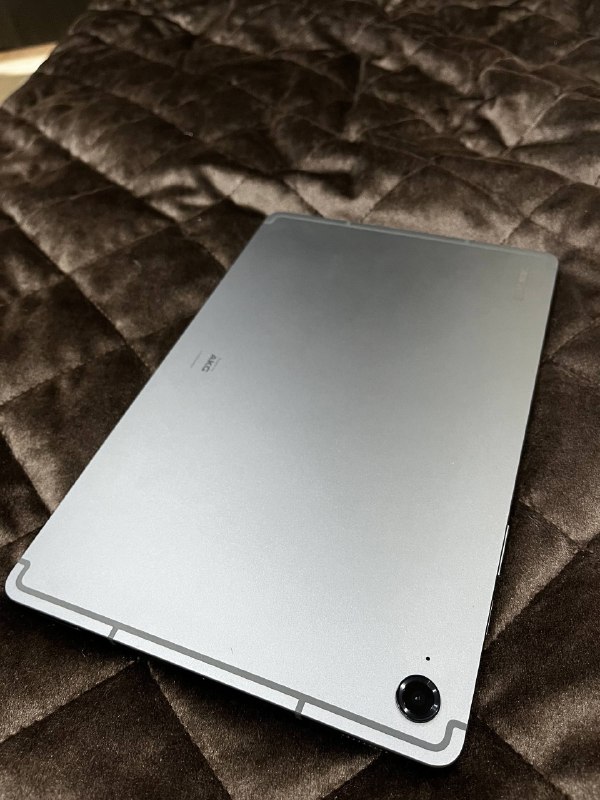 Продаю Samsung Galaxy Tab S9 FE