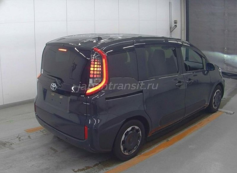 Toyota Sienta 2023 фото 3
