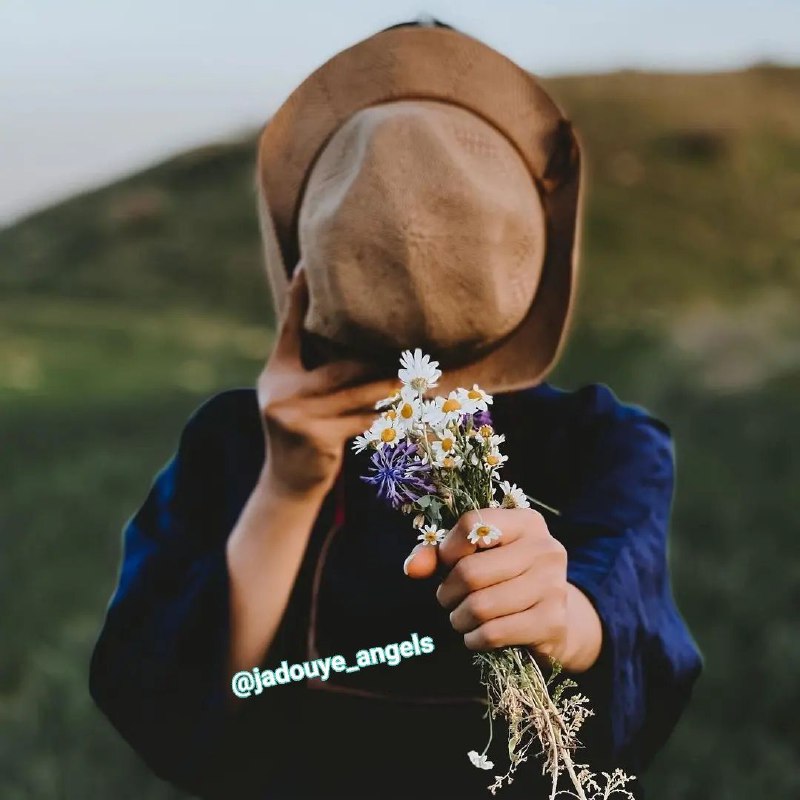 جادوی فرشتگان جذب: ✅‍ باید خودت را از شر مردمانی که فکر می‌کنند با قصد و نیت خیر مدام نصیحتت می‌کنند حفظ کنی!!!🌸 این خیرین مداخله گر!مدام ن