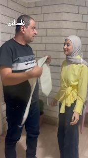 "אנחנו אמורים לשמוח על היום הזה... אבל אנחנו לא יכולים כי זו עיר שמדממת."