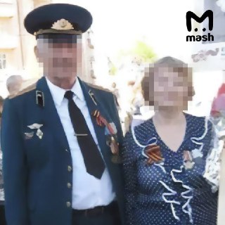 Отец главкома ВСУ Александра Сырского перестал узнавать родных — Станислав с трудом говорит и почти не двигается, несмотря на недавнее улучшение состояния.86-летнему Сырскому-старшему диагностировали деменцию и болезнь Паркинсона. Сейчас врачи пытаются пос