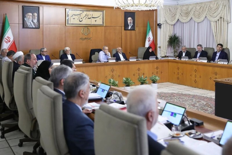 صراط نیوز | seratnews: 🟢 پزشکیان: انتصابات مدیریتی باید بر مبنای شاخص‌های علمی و فارغ از ملاحظات سیاسی انجام شود🔹رئیس‌جمهور با تأکید بر ضرورت ت