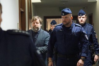 Суд Варшавы одобрил экстрадицию археолога Александра Бутягина в Украину. Пока это решение суда первой инстанции — оно не означает немедленной экстрадиции.Защита убеждена, что экстрадиция означает для Бутягина не только риск несправедливого суда, но и пряму