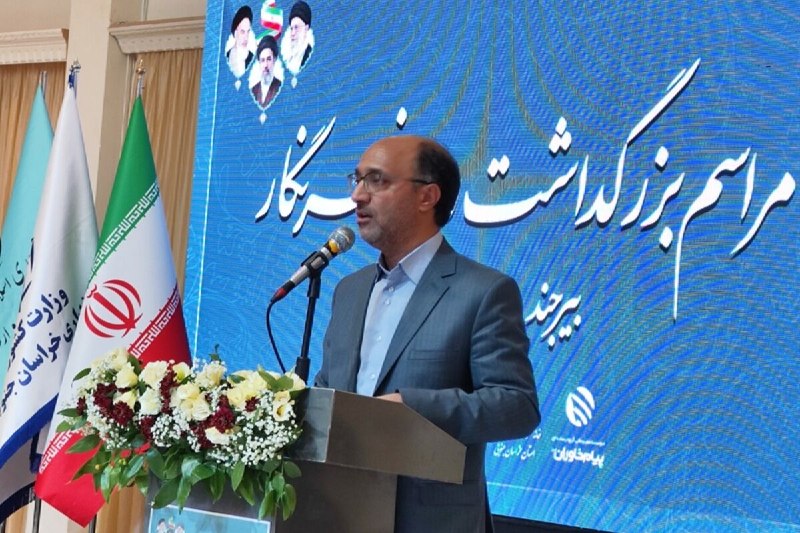 اخبار خراسان جنوبی(بیرجند): فعالیت ۱۱۳ رسانه در خراسان جنوبی؛ طلسم تأمین مسکن خبرنگاران شکستبیرجند - ایرنا - سرپرست اداره کل فرهنگ و ارشاد اسلامی خر