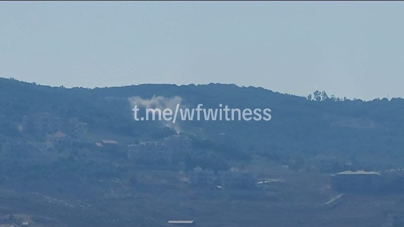 ️🇱🇧🇮🇱 ארטילריה ישראלית מכוונת את נבטייה אל-פאוקה ואת גובה עלי אל-טאהר בדרום לבנון.