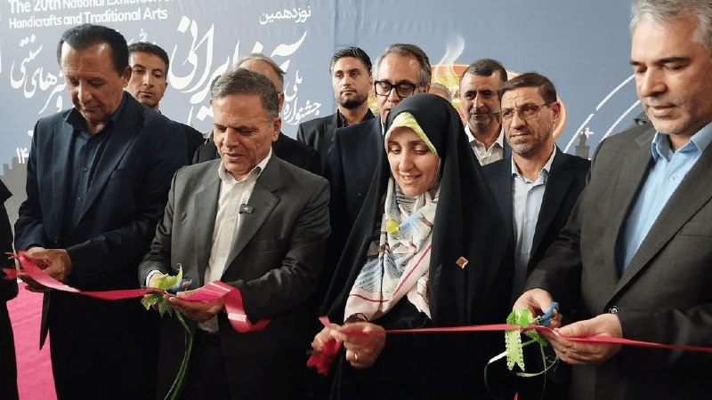 اخبار زنجان: حل مسئله حجاب نیازمند اقناع و گفت‌وگو است 🔹️ معاون رئیس‌جمهور در امور زنان و خانواده: راه‌حل مسائل فرهنگی، برخورد و فشار