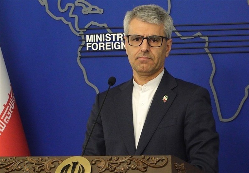روزنامه ایران: ⭕ بقایی: ایران میداند چگونه از حاکمیت و تمامیت ارضی خود دفاع کندسخنگوی وزارت امور خارجه:🔹همگان دیدند که ایران امروز با