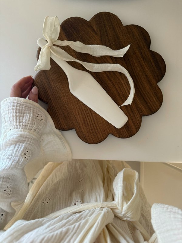 Уют создают маленькие детали Именно из таких мелочей и складывается атмосфера дома. Когда каждая деталь подобрана с любовью, пространство становитс... - изображение 2 - дома, telegram, view