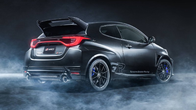 Toyota выпустила GR Yaris в чемпионской версии 3