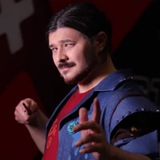 AlmightyEyebrows Cosplay and Craft