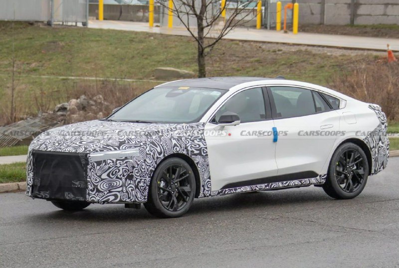 Ford готовит обновлённый седан Taurus 3