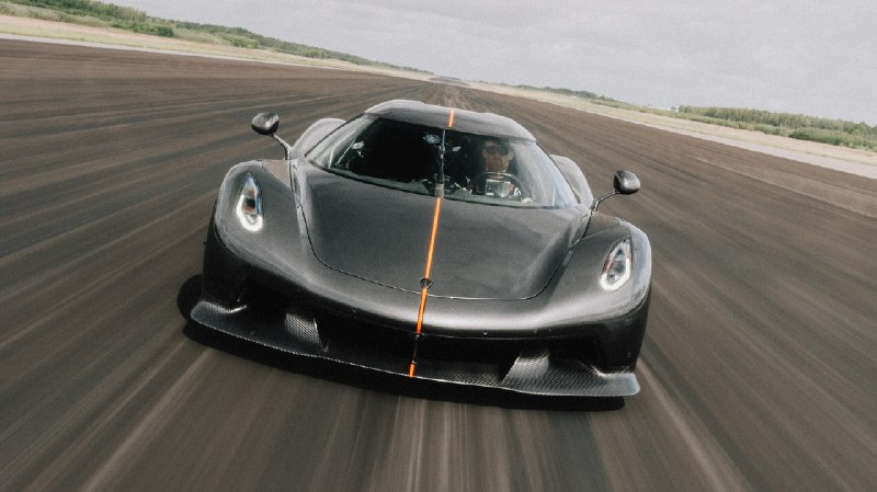 190 миль в чёртовом квартале — и это не Bugatti Chiron, а обновлённый Koenigsegg
