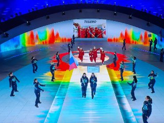 В Италии состоялась церемония открытия Паралимпийских игр. На ней впервые с 2014 года пронесли флаг России В Милане и Кортине-д'Ампеццо накануне открылись XIV Зимние Паралимпийские игры. В ней впервые за 12 лет участвовала сборная России, статус которой в 