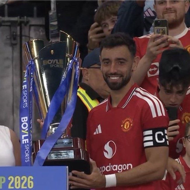 Football Twitts: وای به حال اروپافصل شروع نشده یونایتد دوتا جام برده🔥@Futball_Twitts | تبریز