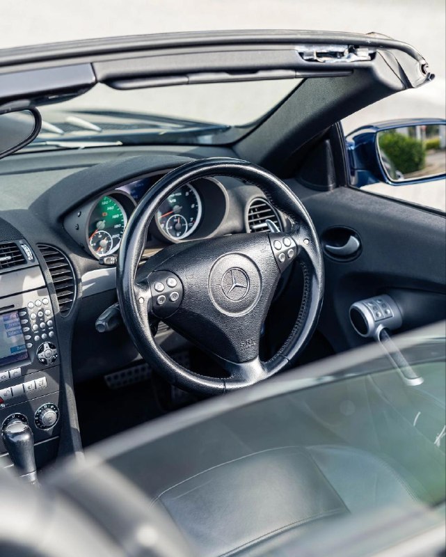 Mercedes-Benz SLK 55 AMG (R171) 4