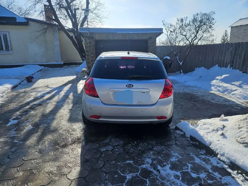 Продам kia ceed 2008 года выпуска мотор 1.6 ( бензин) кпп: автомат пробег 255000 авто в хорошем сост... - фотография