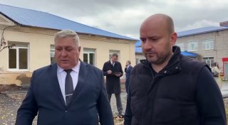 Самарский губернатор Вячеслав Федорищев, который «уволил нахуй» главу района, потребовал от чиновников повысить культуру общения.   «Вопросы хамства не раз поднимались в стенах правительства Самарской области. Это очень сложно отрегулировать нормативно, хо