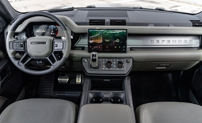 В России продают Land Rover Defender OCTA за 33,5 млн рублей 3