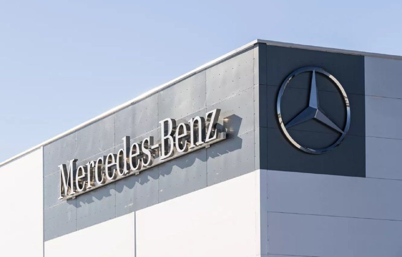 Mercedes готов выплатить сотрудникам до 500 000 евро за увольнениеКомпания плани