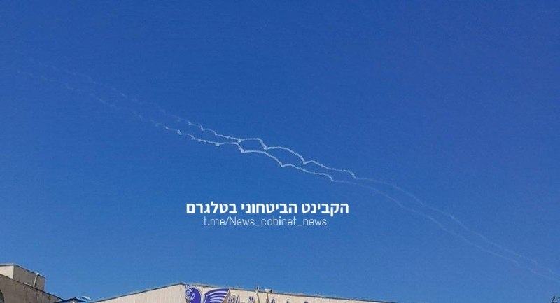 בשעה זו שיגור טילים בליסטים לעבר ירדן
