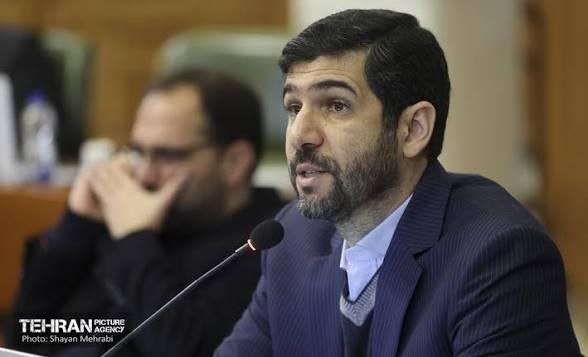 خبرگزاری شهر: 🔶 خبرگزاری شهر | کسانی که رایگان‌سازی را سیاسی می‌خوانند، خودشان پاسخگوی تصمیمات سیاسی باشند🔻محمد آخوندی، رئیس کمیسیون ب